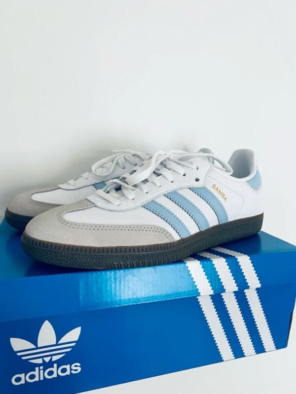 Samba Branco/Azul