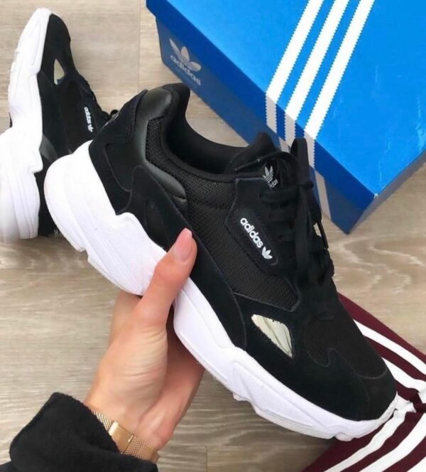 Adidas Falcon Pretas